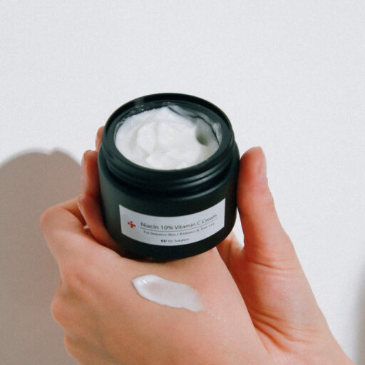 Cuskin Dr.Solution Niacin 10% Vitamin C Cream 50ml Висококонцентрований крем з ніацинамідом та вітаміном С — Фото 1