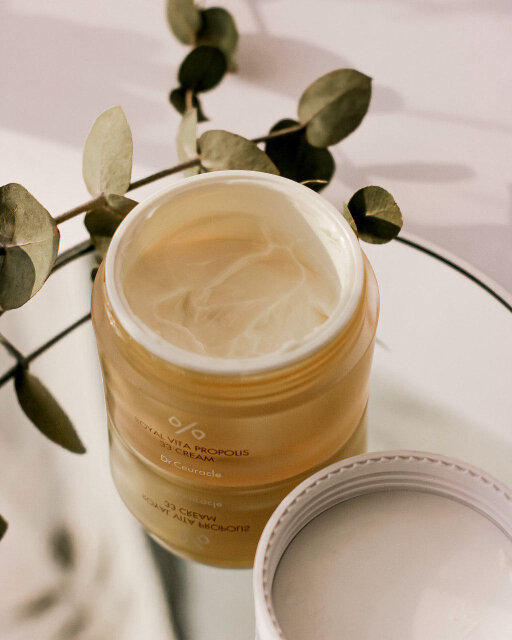 Dr.ceuracle Royal Vita Propolis 33 Cream 50ml Крем з екстрактом прополісу — Фото 3