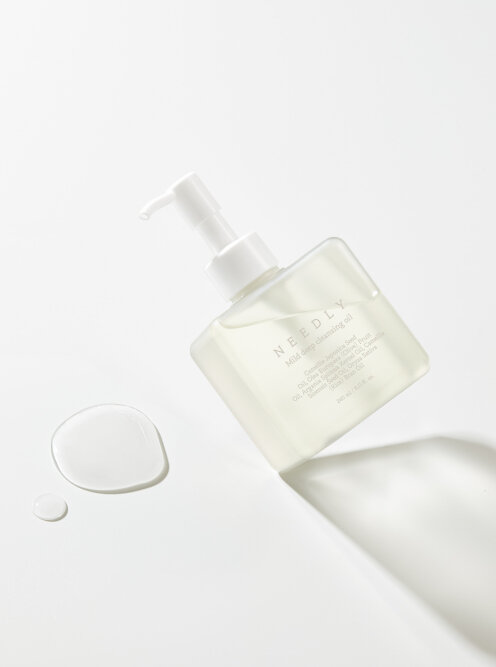 Needly Mild Deep Cleansing Oil 240 ml М&#039;яка олія для глибокого очищення шкіри — Фото 1