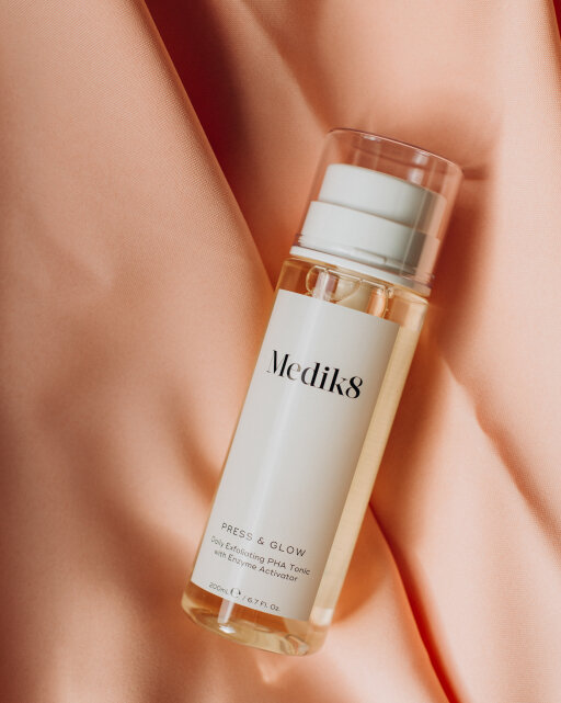 Medik8 Press &amp; Glow 200 ml Тоник с РНА кислотами — Фото 1