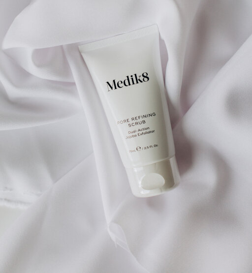 Medik8 Pore Refining Scrub 75ml Скраб для глубокой очистки пор и обновления кожи — Фото 1