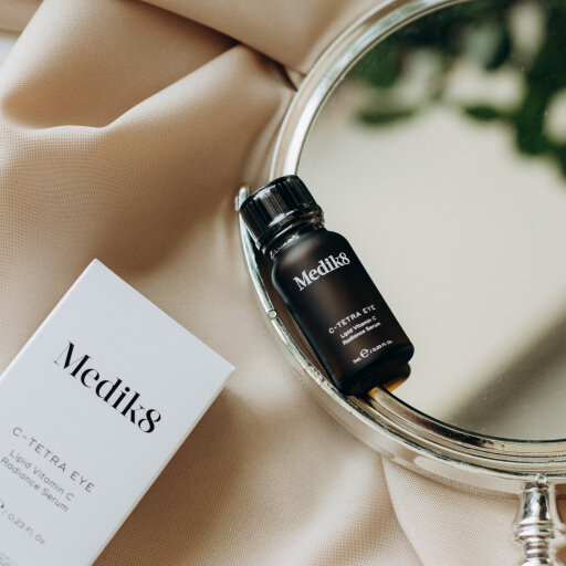 Medik8 C-Tetra Eye Lipid Vitamin C Antioxidant Serum 7 ml Антиоксидантная антивозрастная освещающая сыворотка вокруг глаз — Фото 1