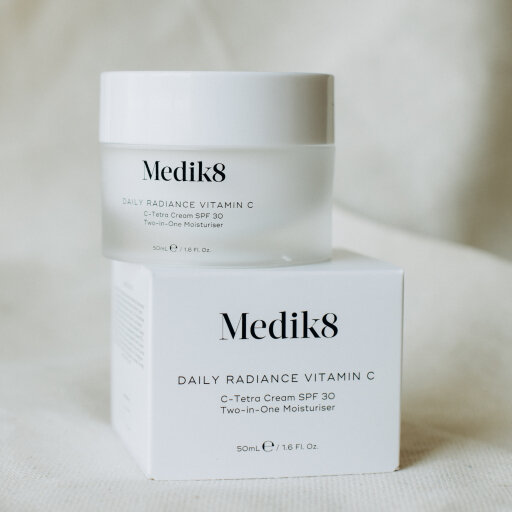 Medik8 Daily Radiance Vitamin C 50ml Денний крем з вітаміном С та SPF 30 — Фото 1