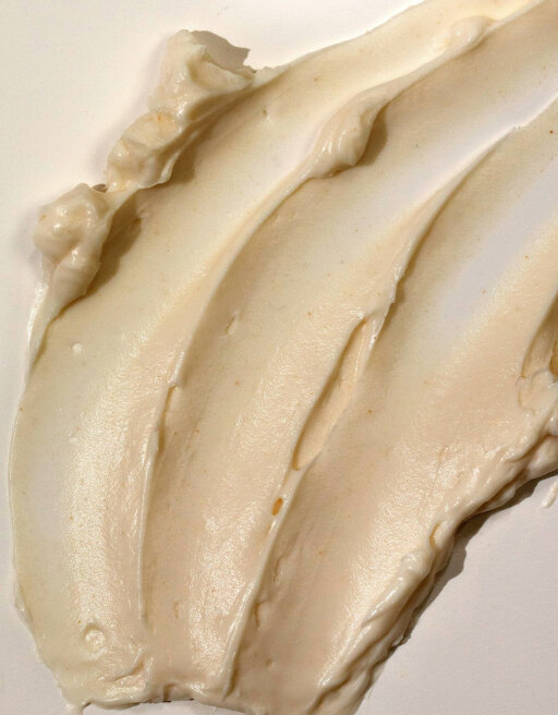 Tree Hut Tropic Glow Whipped Body Butter 240g Баттер для тела — Фото 2